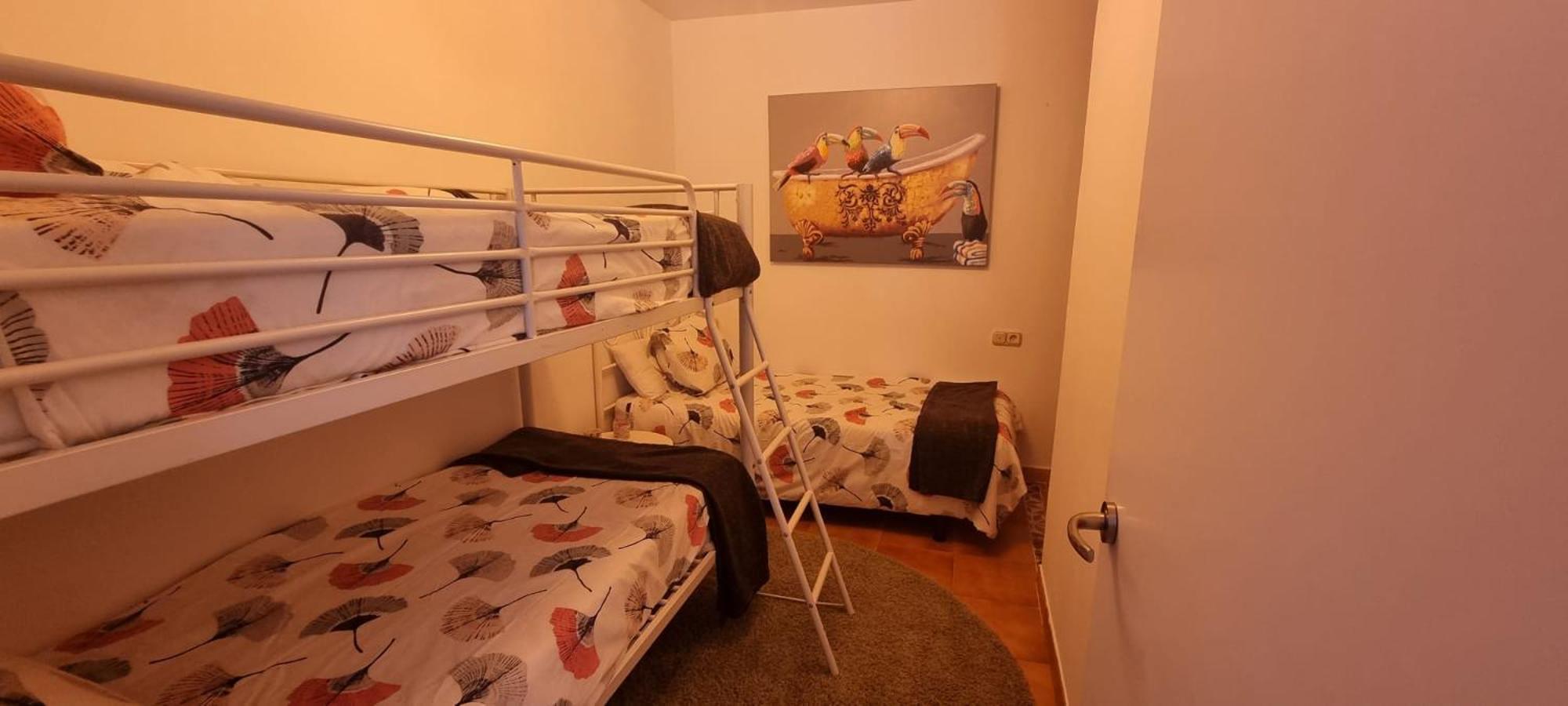 Ad Apartament *
